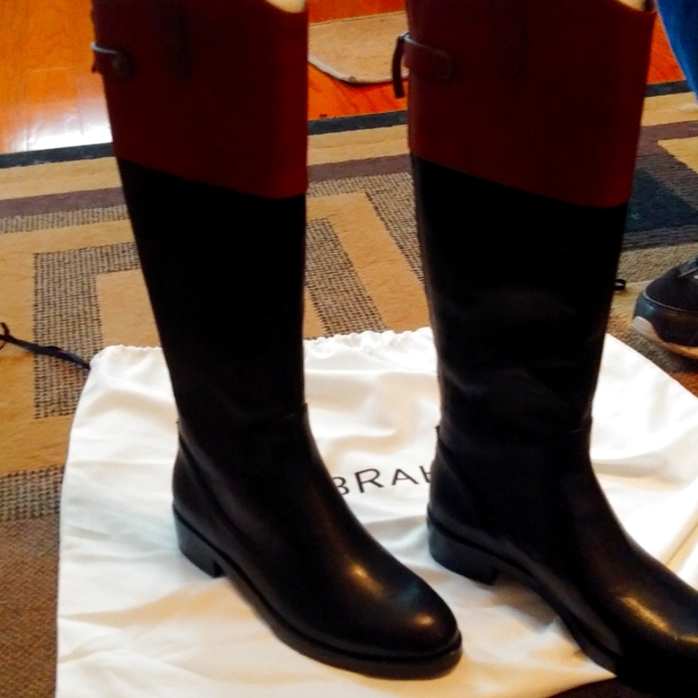 Halston Heritage riding Boots. Never Worn! They're size 5